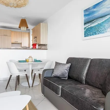 Rives D'or, Superbe 2p Traversant, Vue Imprenable Sur La *